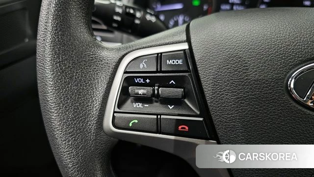 Hyundai Avante AD id 4384983 из Кореи 11