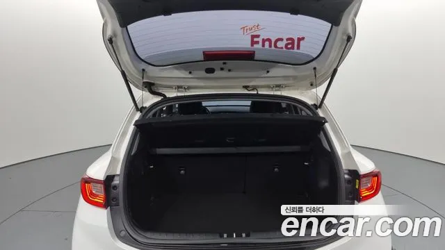 Kia Stonic id 2855690 из Кореи 11