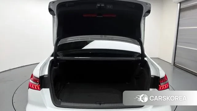 Audi A6 (C8) id 3037619 из Кореи 11