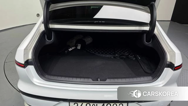 Hyundai Grandeur (GN7) id 3953254 из Кореи 11