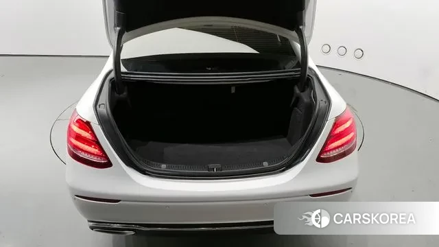 Mercedes-Benz E-Class W213 id 3039294 из Кореи 11