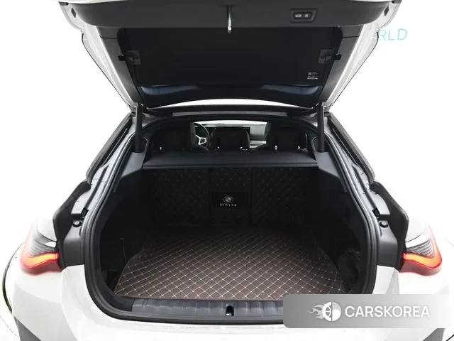 BMW i4 id 3405694 из Кореи 11