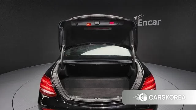 Mercedes-Benz E-Class W213 id 3479469 из Кореи 11
