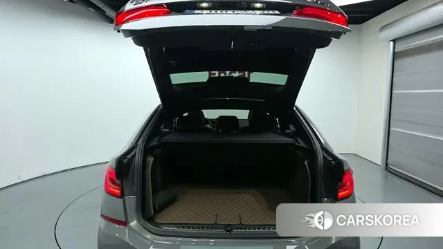 BMW 6 Series GT (G32) id 3053452 из Кореи 11