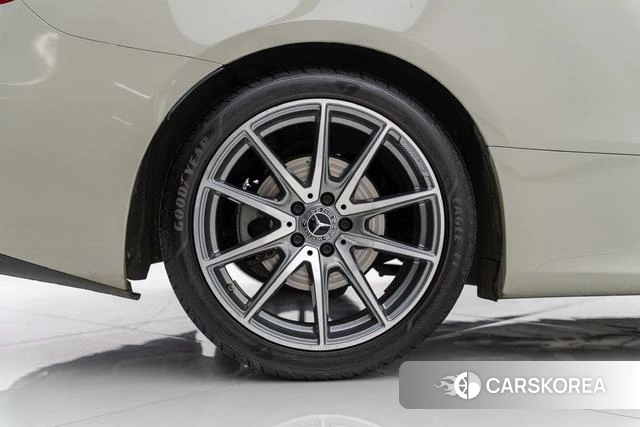 Mercedes-Benz E-class (imported) id 4290465 из Китая 11