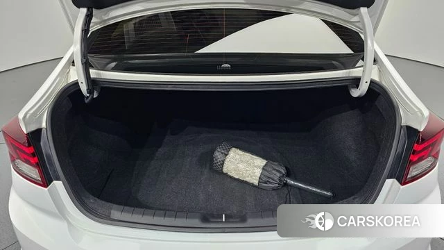 Hyundai The New Avante AD id 3801263 из Кореи 11