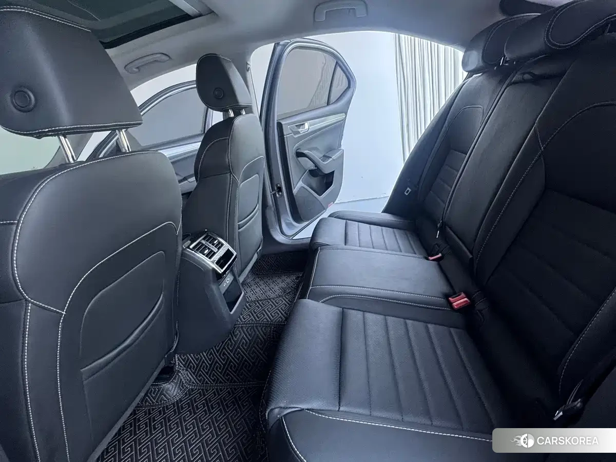 Skoda Superb id 4685929 из Китая 11