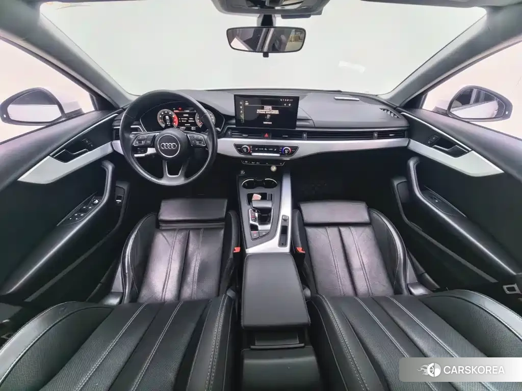Audi A4L id 4606840 из Китая 11