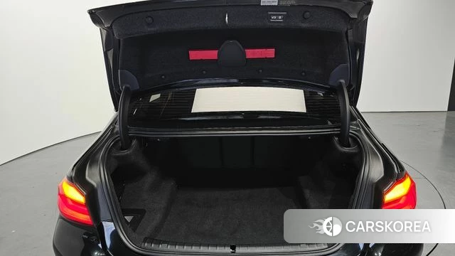 BMW 5 Series (G30) id 3905284 из Кореи 11