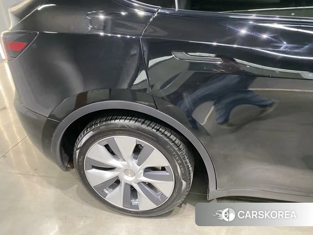 Tesla Model Y id 4182695 из Китая 11