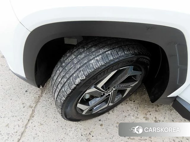 Hyundai Tucson (NX4) id 3842947 из Кореи 11