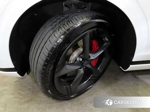 Genesis GV70 id 3732546 из Кореи 11