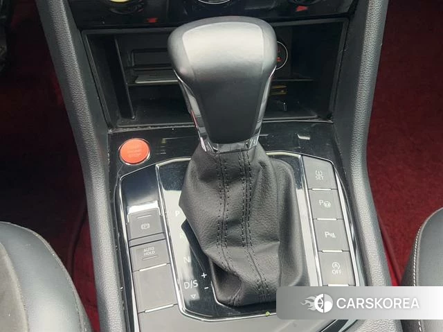 Volkswagen Tiguan L id 4213775 из Китая 11