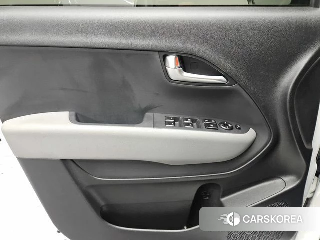 Kia The New Kia Ray EV id 4601274 из Кореи 11