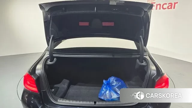 BMW 5 Series (G30) id 3761049 из Кореи 11