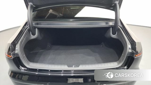 Hyundai Grandeur (GN7) id 4201726 из Кореи 11