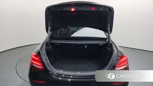 Mercedes-Benz E-Class W213 id 3578149 из Кореи 11