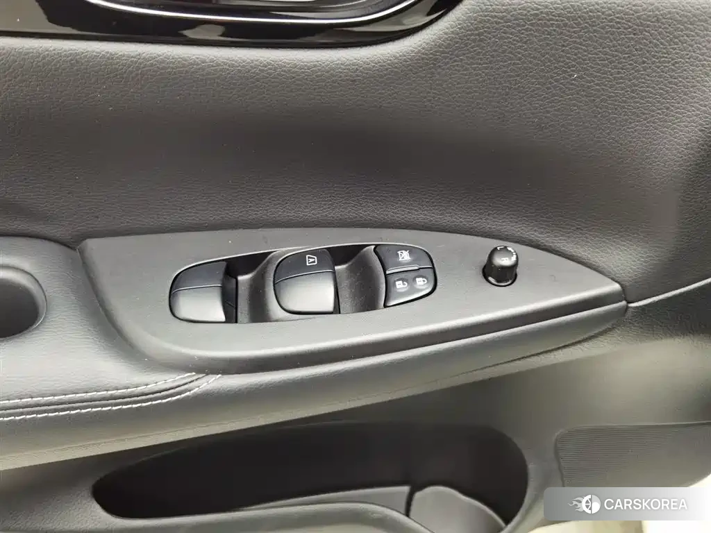 Nissan Tiida id 4565402 из Китая 11