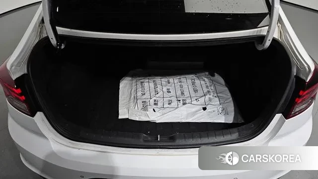 Hyundai The New Avante AD id 3041452 из Кореи 11