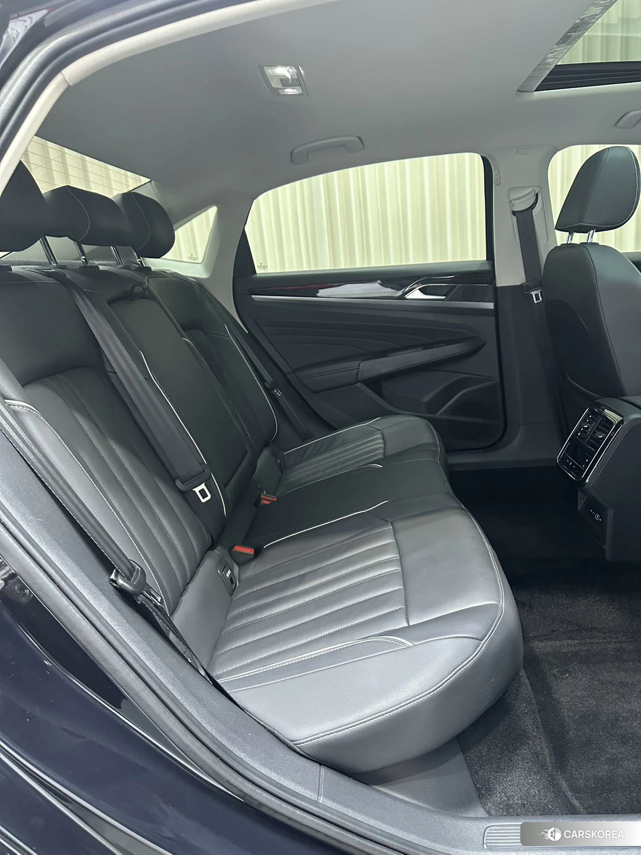 Volkswagen Passat id 4513994 из Китая 11