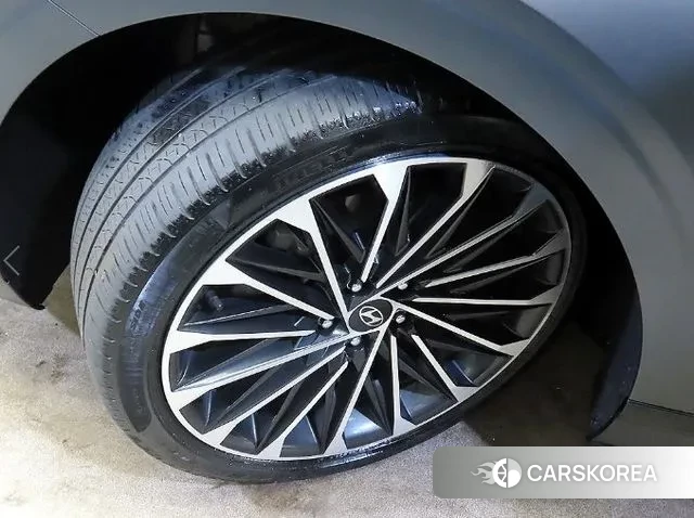 Hyundai Grandeur (GN7) id 3770114 из Кореи 11