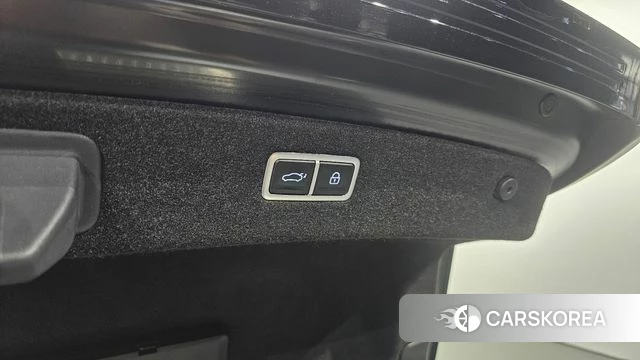 Genesis G90 (RS4) id 4687834 из Кореи 11