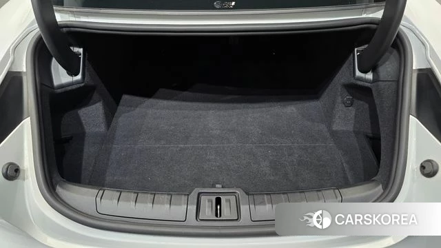 Porsche Taycan id 4230867 из Кореи 11