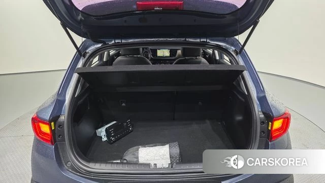 Kia Stonic id 3893840 из Кореи 11