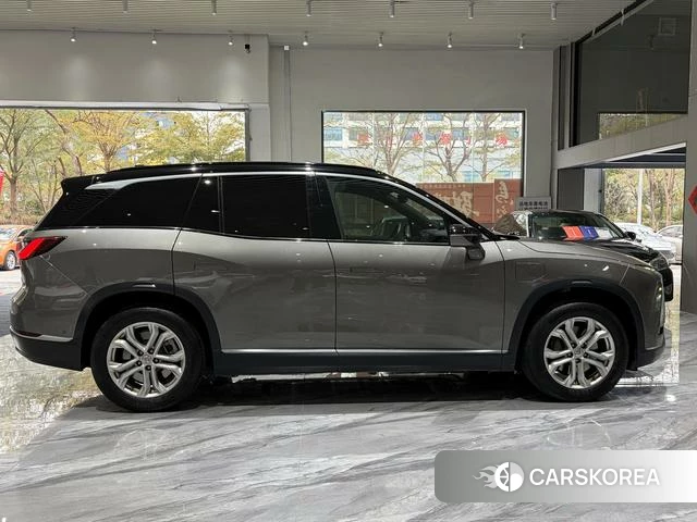 Weilai ES8 id 3869797 из Китая 11