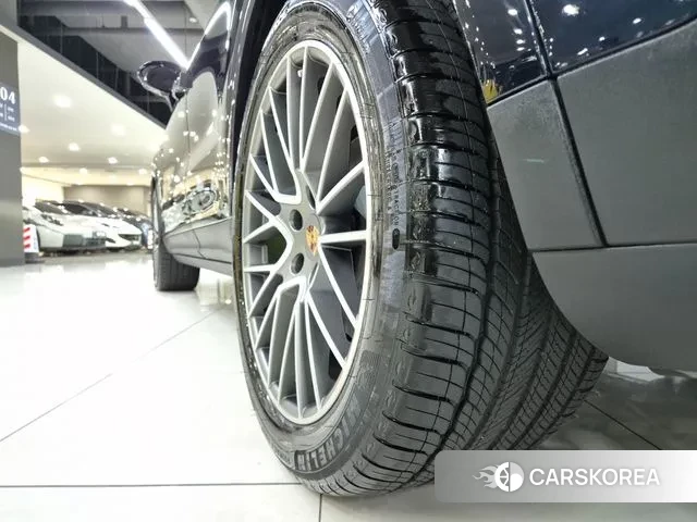 Porsche Cayenne (PO536) id 3685077 из Кореи 11