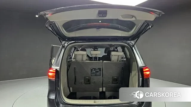 Kia The New Carnival id 3509605 из Кореи 11