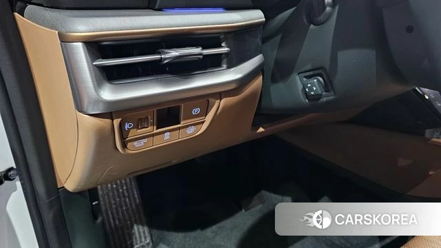 Hyundai Grandeur Hybrid (GN7) id 4608315 из Кореи 11