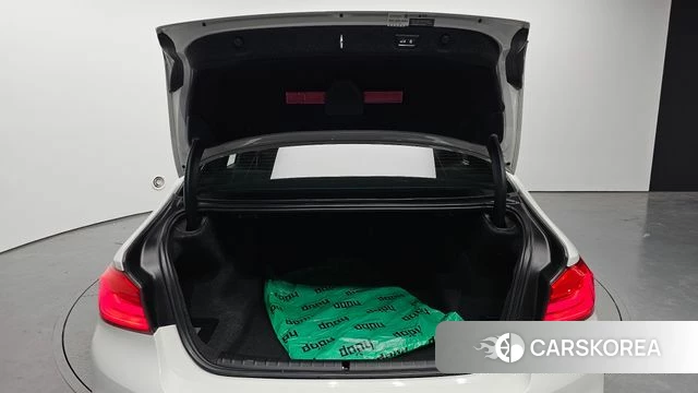 BMW 5 Series (G30) id 3905797 из Кореи 11