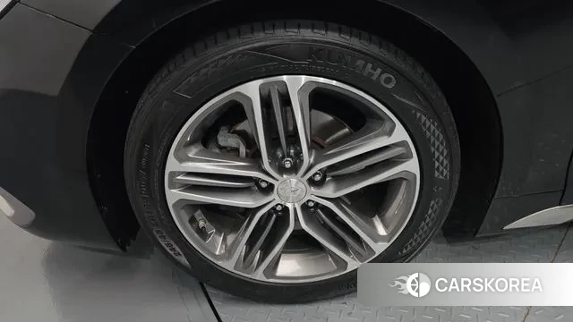 Hyundai Grandeur IG id 3672924 из Кореи 11