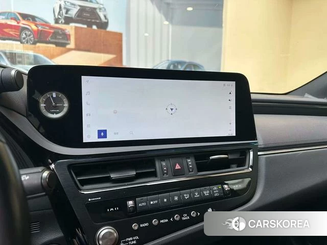 Lexus ES id 4393355 из Китая 11