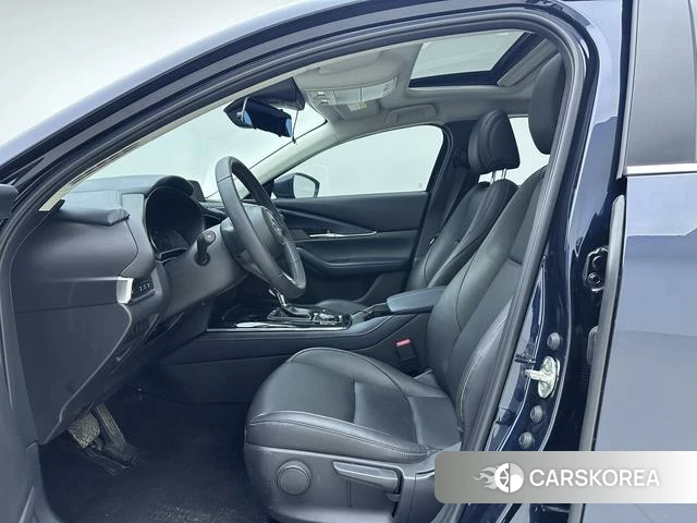 Mazda CX-30 id 4259038 из Китая 11