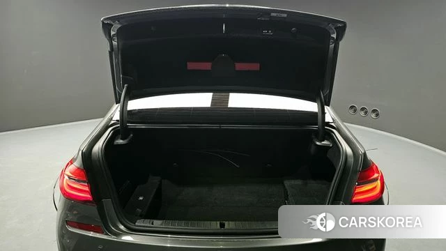 BMW 7 Series (G11) id 3893928 из Кореи 11