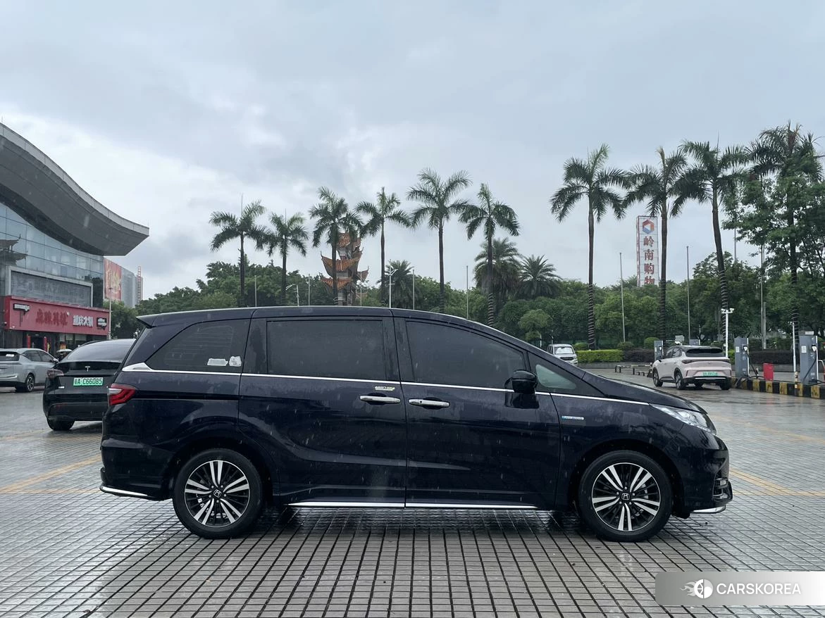 Honda Odyssey id 4514061 из Китая 11
