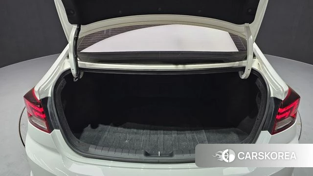 Hyundai The New Avante AD id 3955464 из Кореи 11