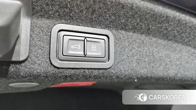 Audi A6 (C8) id 3313071 из Кореи 11