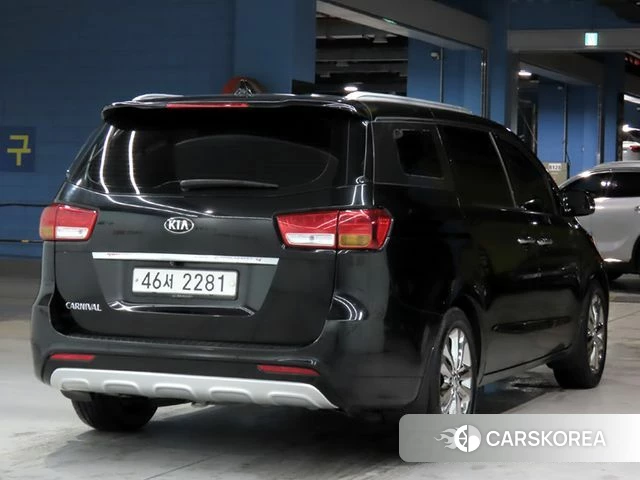 Kia All New Carnival id 4582214 из Кореи 11