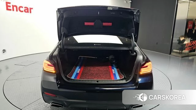 BMW 5 Series (G30) id 3800173 из Кореи 11