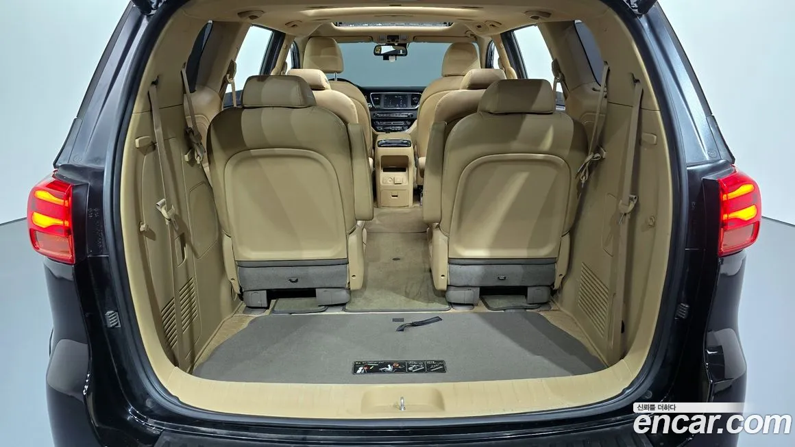 Kia The New Carnival id 2148990 из Кореи 11