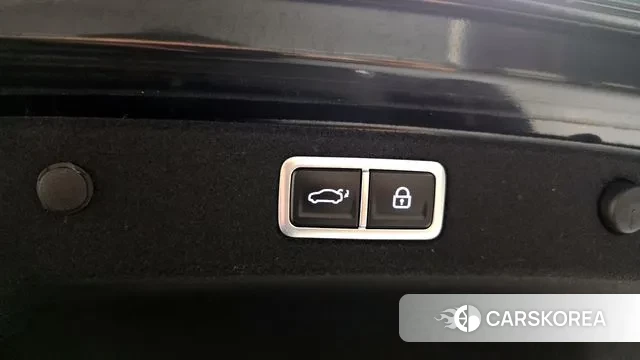 Hyundai Grandeur (GN7) id 2988764 из Кореи 11