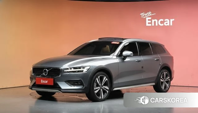 Volvo V60 Cross-Country 2nd Generation id 4746235 из Кореи 11