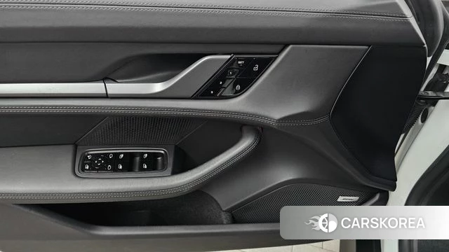 Porsche Taycan id 4458391 из Кореи 11