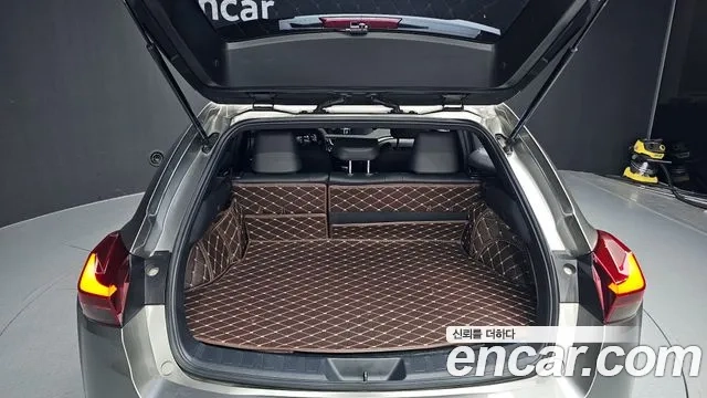 Lexus UX250h id 2911306 из Кореи 11