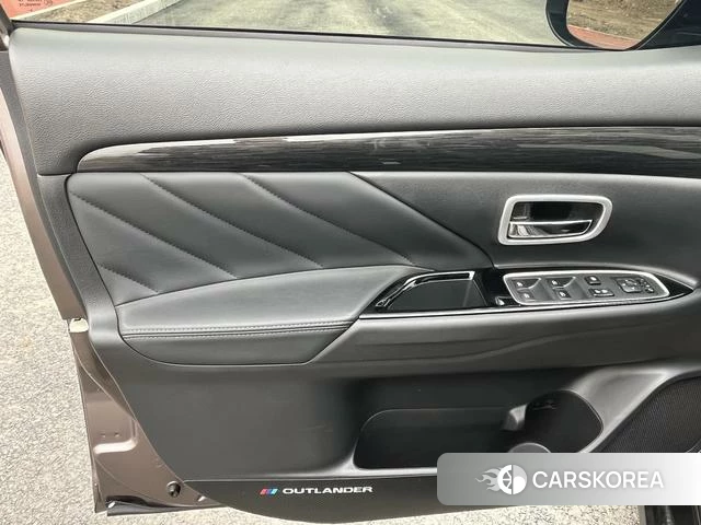 Mitsubishi  Outlander id 4207261 из Китая 11