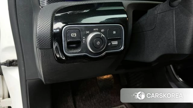 Mercedes-Benz A-Class W177 id 4179501 из Кореи 11