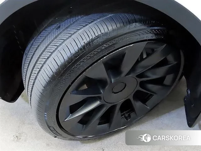 Tesla Model Y id 3417033 из Кореи 11